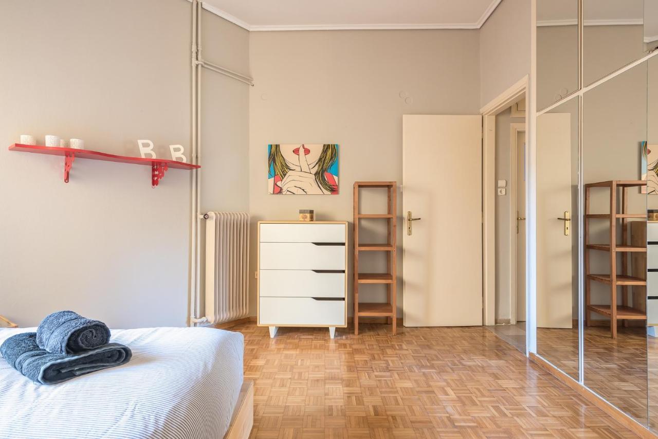Glyfada Apartment *